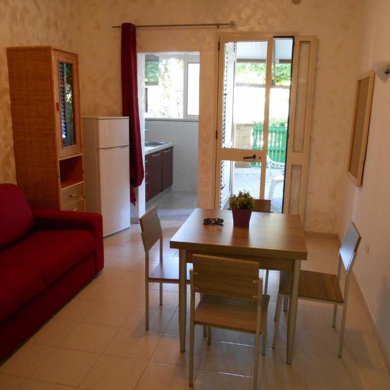 Bilocale con veranda giardino al mare in Baia Verde Gallipoli - Casa Vacanze - 2