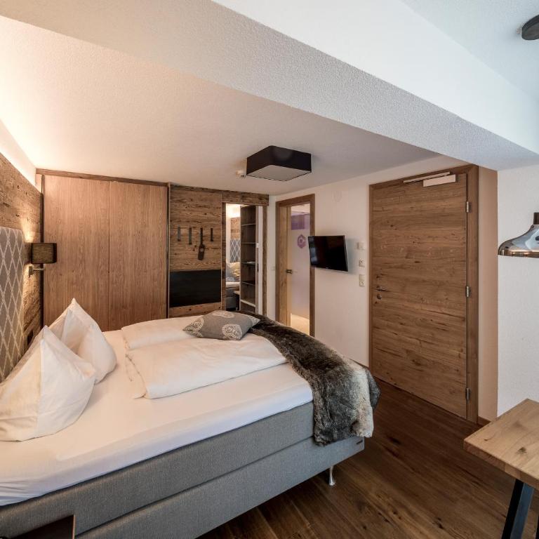 Post Hotel Paznaun - Standard Suite - 6
