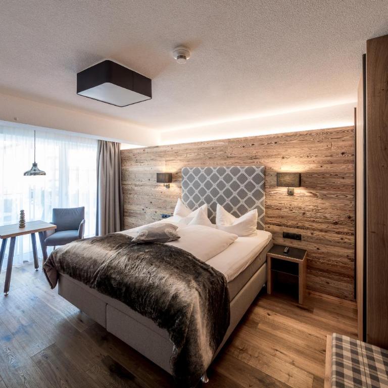 Post Hotel Paznaun - Standard Suite - 5