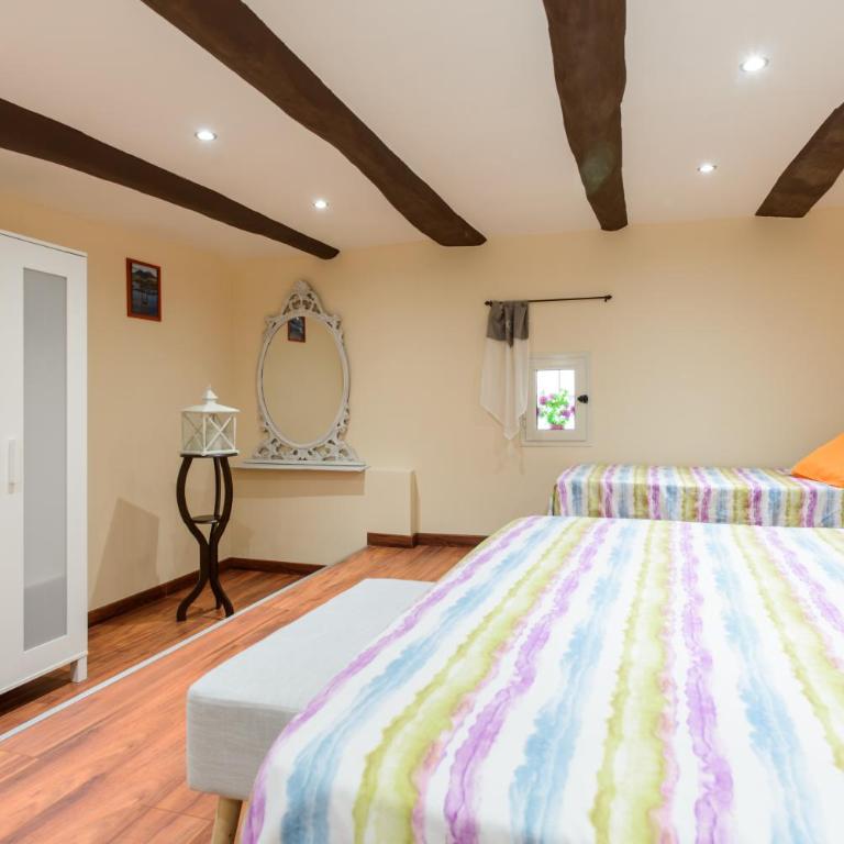 Annie's Home - Two-Bedroom Apartment - 10