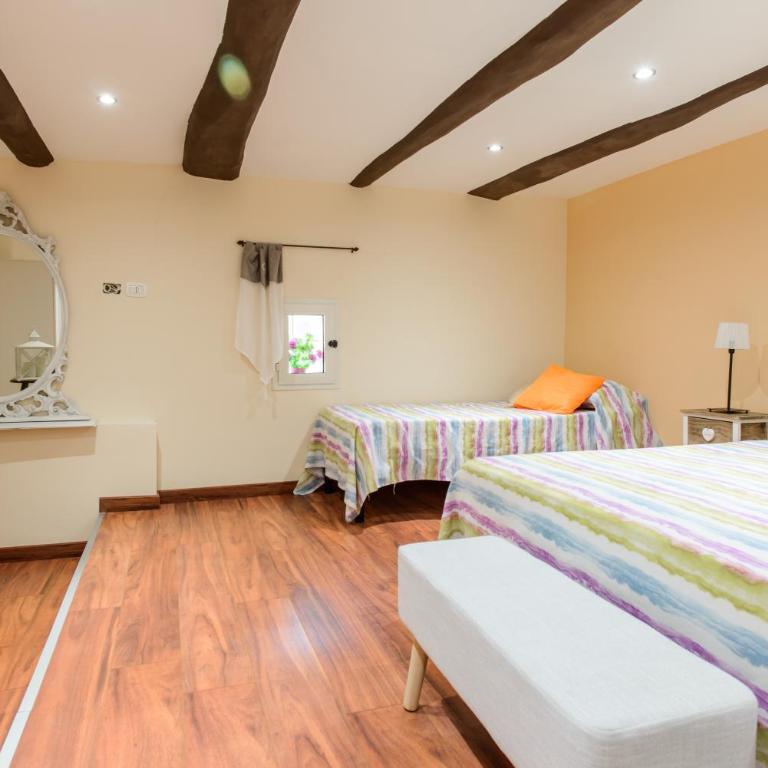 Annie's Home - Two-Bedroom Apartment - 3
