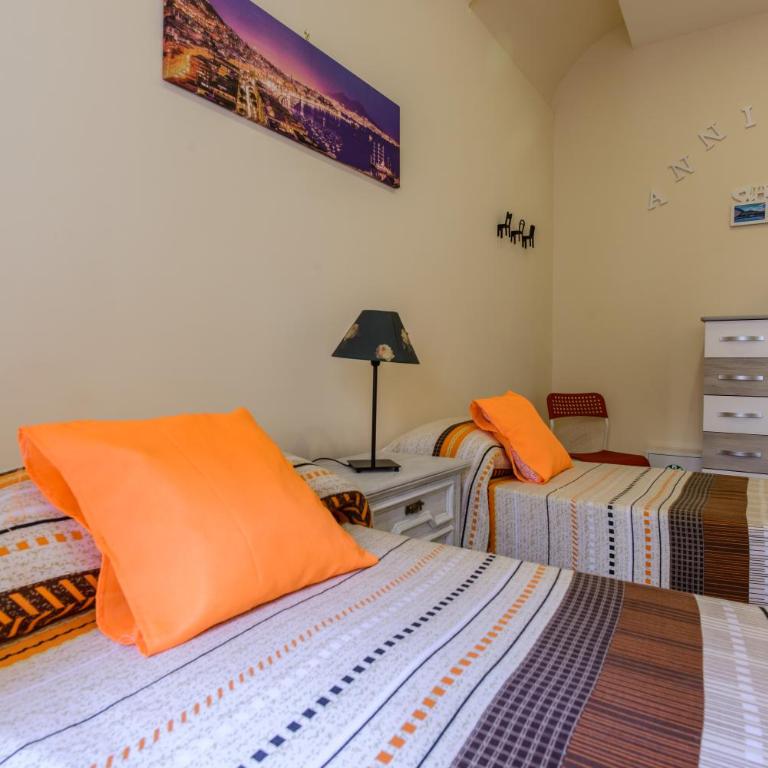 Annie's Home - Two-Bedroom Apartment - 9