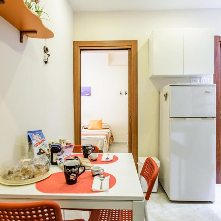 Annie's Home - Two-Bedroom Apartment - 19