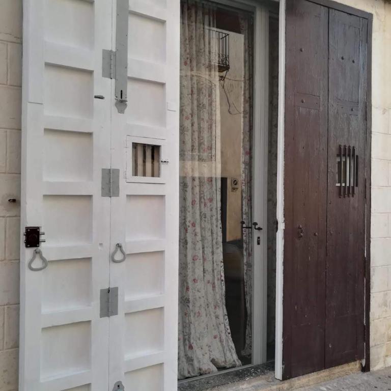 Suite Independiente de 45 m2 con Bañera en Pleno Casco Viejo - Apartamento - 9