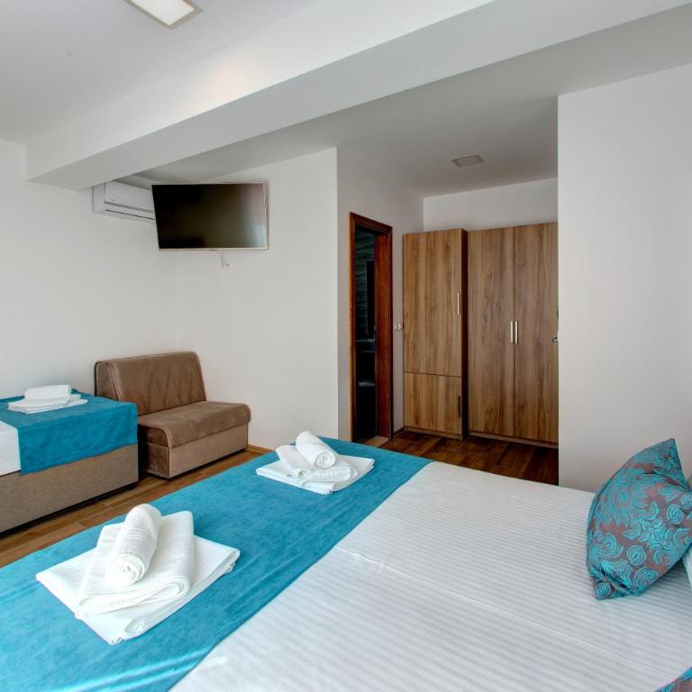 Villa Floris - Triple Room - 2