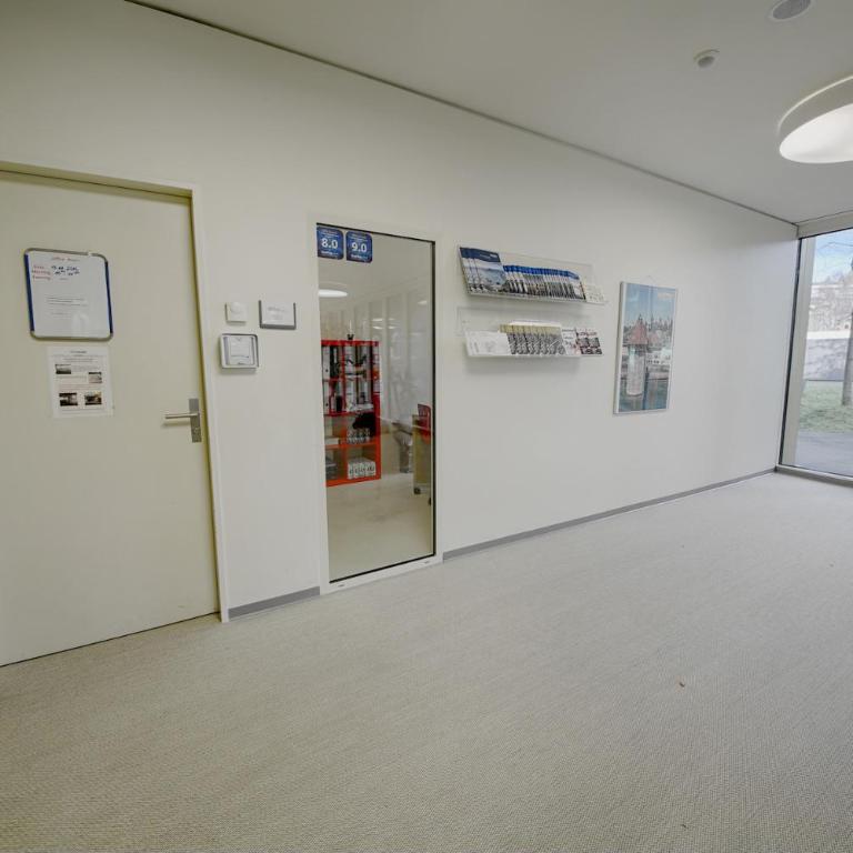 HITrental Allmend Comfort Apartments - Apartment H mit 1 Schlafzimmer und Balkon - 5