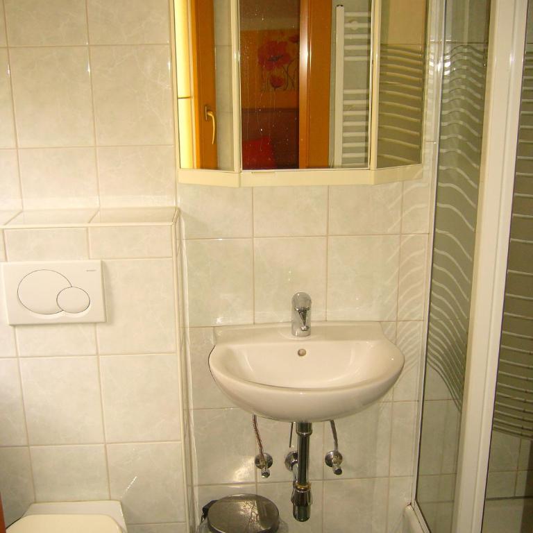 Haus Rupitsch - Doppelzimmer mit Balkon - 1
