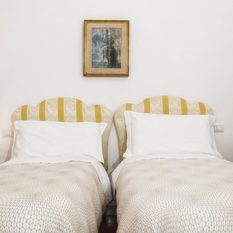 Villa Gini - Due Camere Matrimoniali Separate con Bagno Privato Esterno - 2