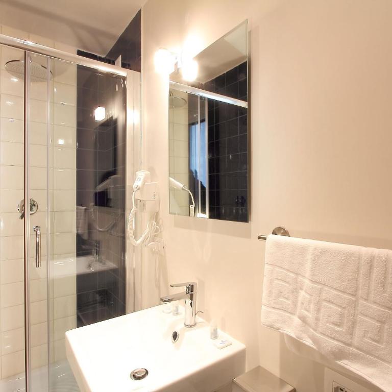 Hotel Ferrucci - Chambre Quadruple - 10