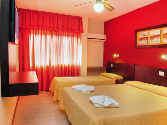 Hotel Presidente - Habitación Triple Estándar - 2