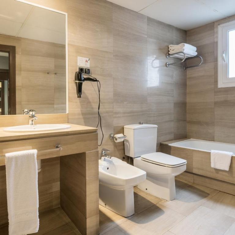 Ilunion Almirante - Double or Twin Room - 5