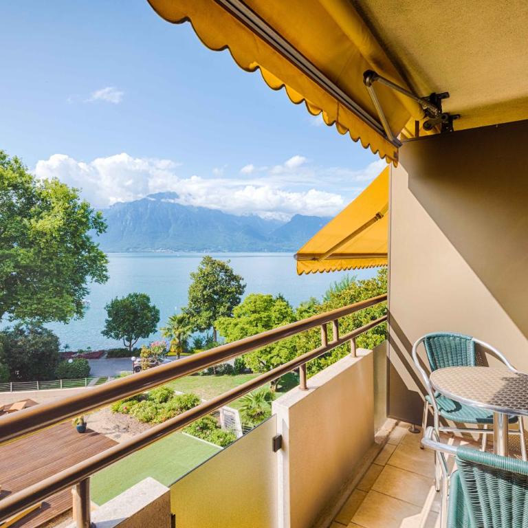 Royal Plaza Montreux - Standard Doppelzimmer mit Balkon – Park- und Seeblick - 4