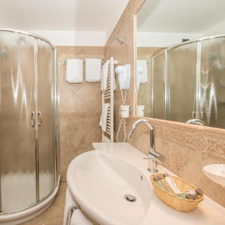 Hotel Capriolo - Junior Suite - 1