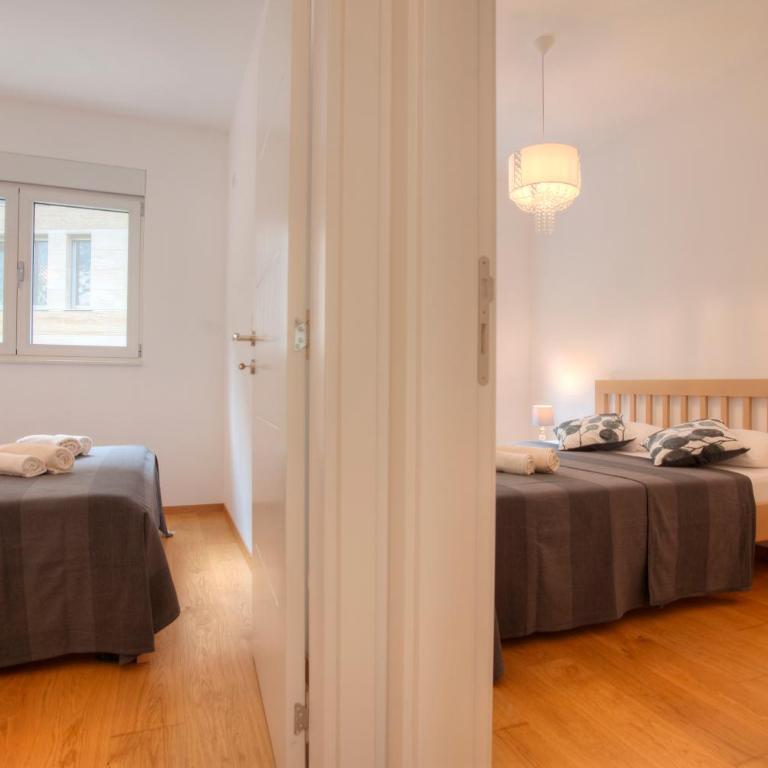 Aria Apartments - Two-Bedroom Apartment with Sea View - 3