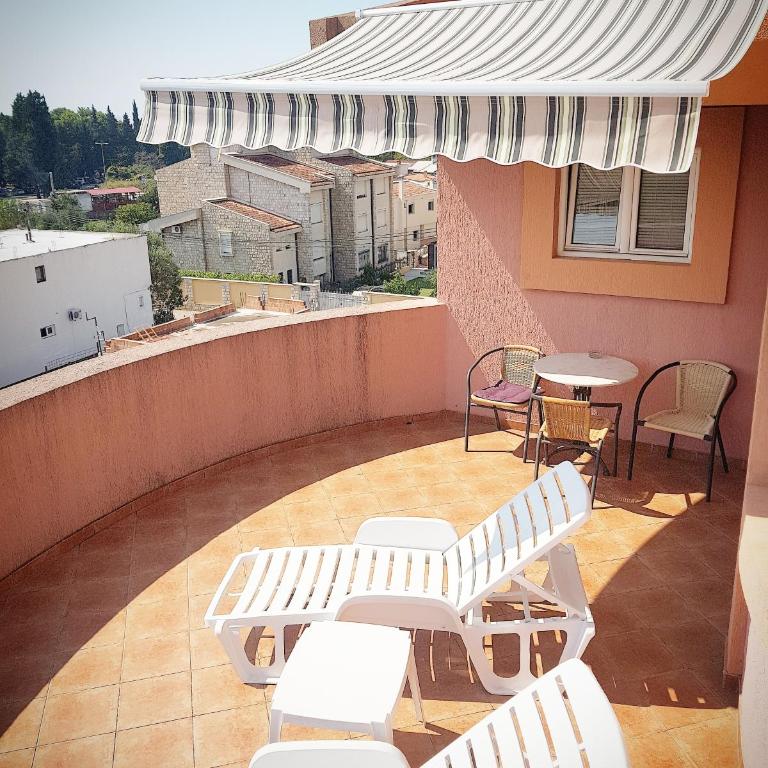 Guest House-MD - Chambre Triple - Vue sur Mer - 11