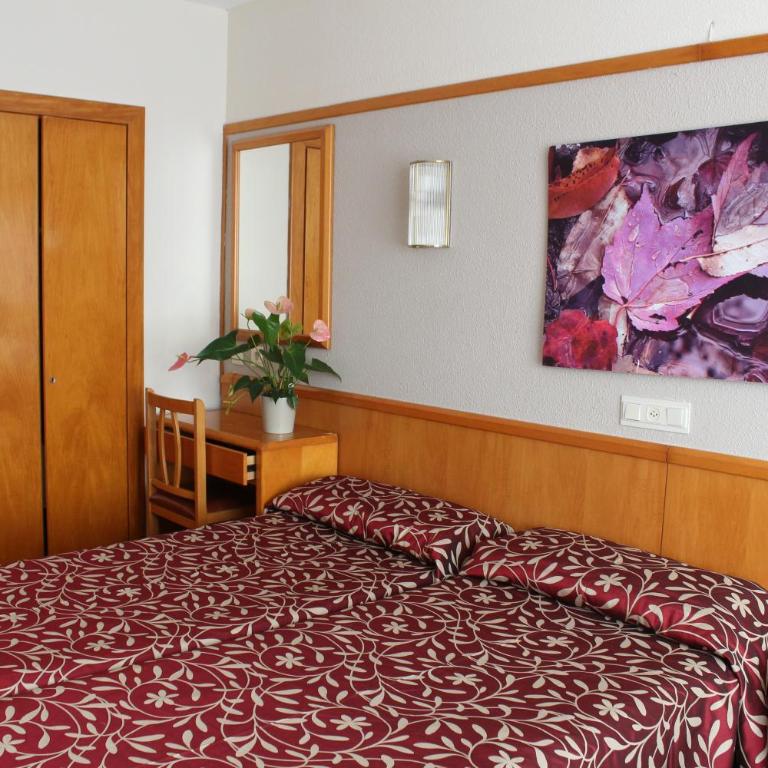 Hotel Esplendid - Habitación Doble con balcón - 2 camas - 1