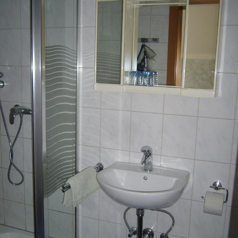 Haus Rupitsch - Doppelzimmer mit Balkon - 3