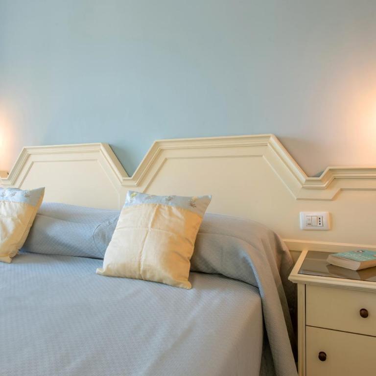 Hotel Ascot Sorrento - Camera Matrimoniale/Doppia con Letti Singoli con Balcone - 8