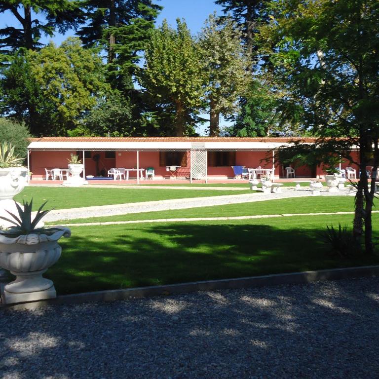 VILLA GARUTI VILLAGE - Apartment mit Terrasse - 1