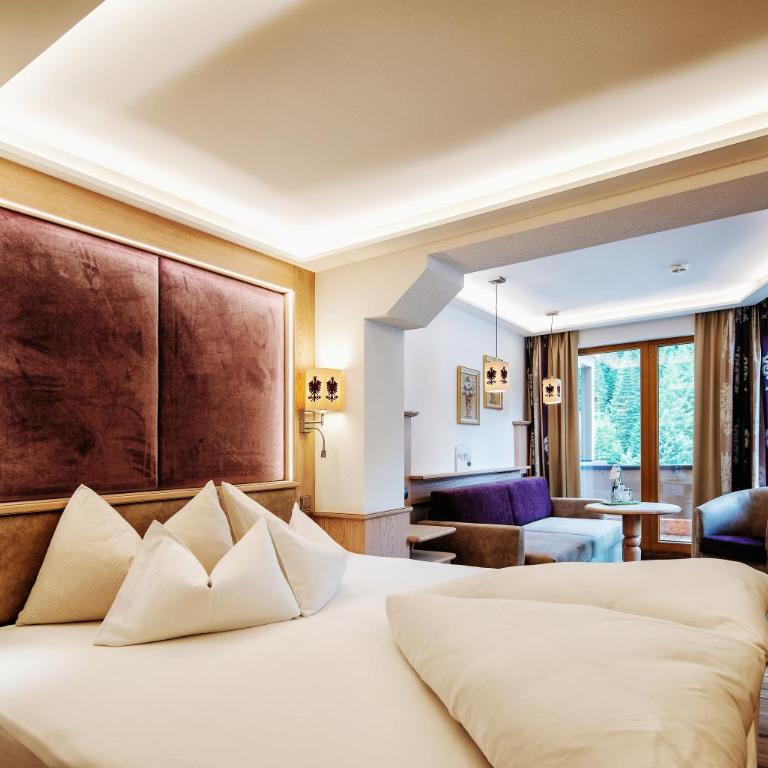 Hotel Neuhintertux 4 Sterne superior - Deluxe Doppelzimmer - 1