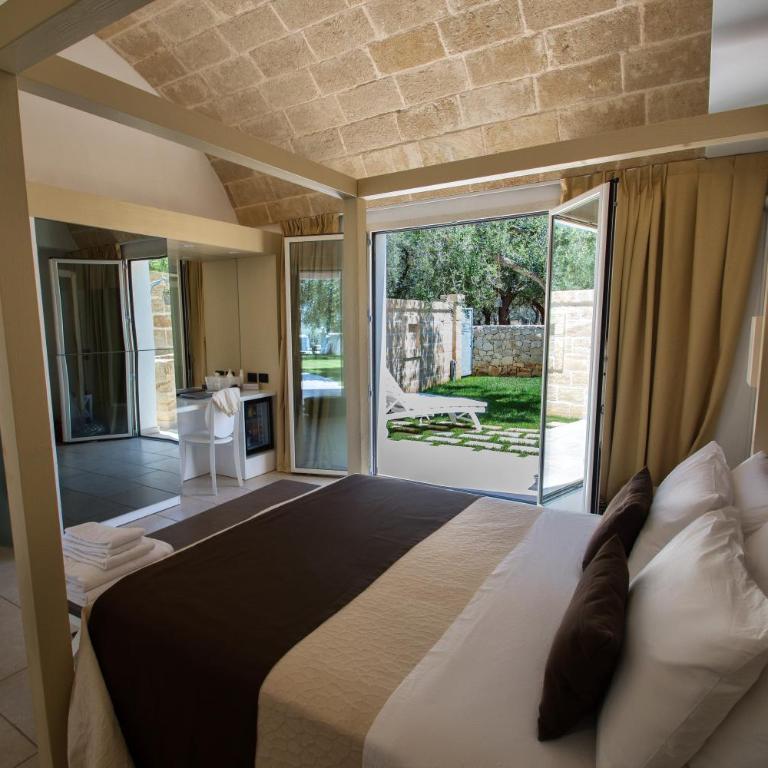 Masseria Muntibianchi AgriResort Restaurant & SPA - Camera Matrimoniale Deluxe con Giardino Privato - 1