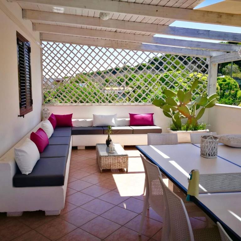 Villa Casa Vacanze Fiore - Appartamento con 2 Camere da Letto, Terrazza Privata e Vista Mare - 3