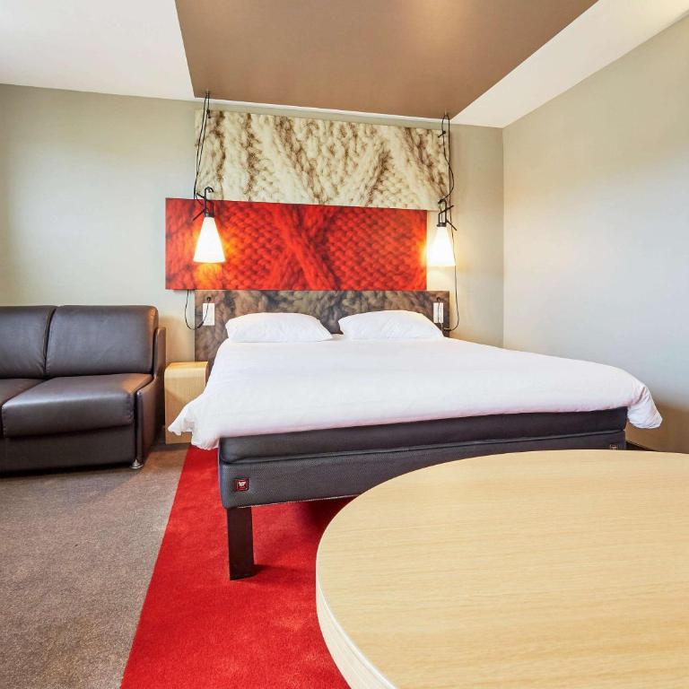 ibis Deauville Centre - Chambre Premium avec 1 Lit Double, 1 Canapé Simple et Balcon - 12
