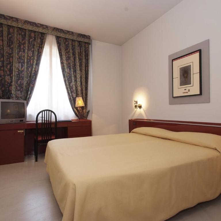 Art Hotel Boston - Double or Twin Room - 6