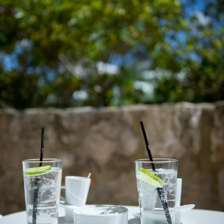 Hotel Restaurant La Vague de Saint Paul - Chambre Double Supérieure avec Terrasse - Rez-de-Jardin - 2