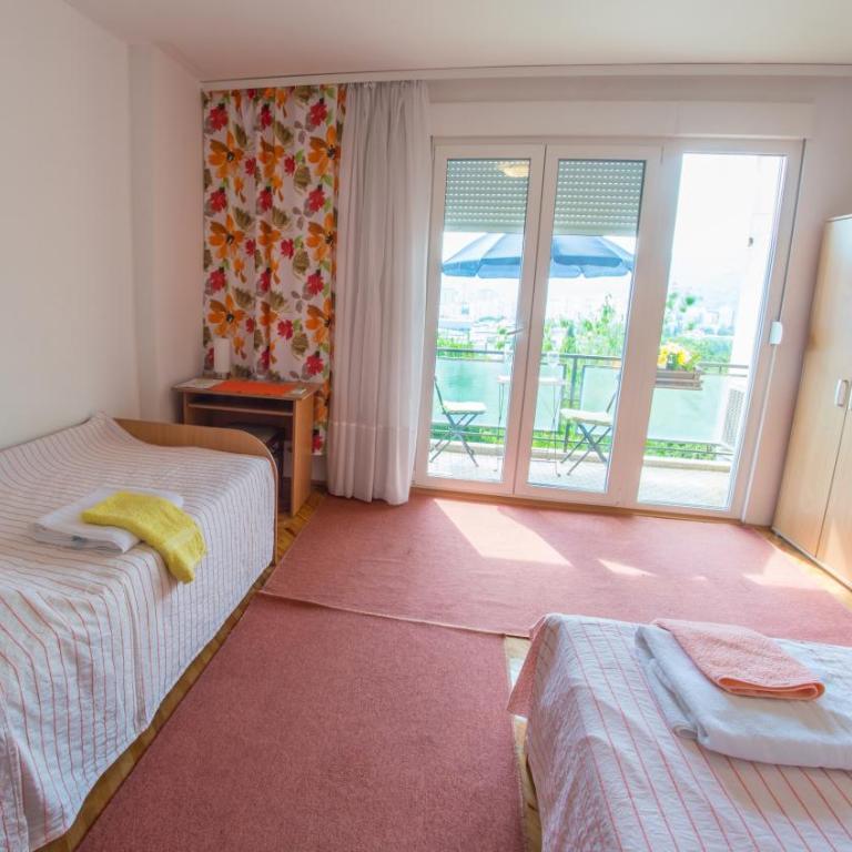 Guest House Agava - Six-Bedroom House - 3