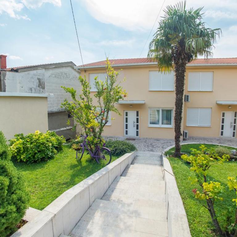 Guest House Agava - Six-Bedroom House - 7