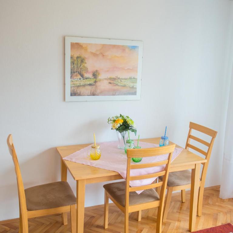 Guest House Agava - Six-Bedroom House - 8