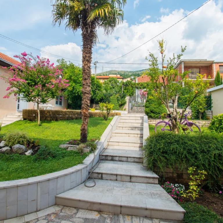 Guest House Agava - Six-Bedroom House - 18