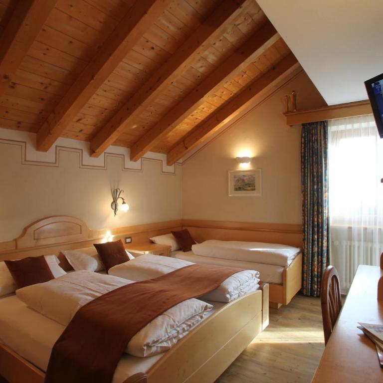 Ciasa Montanara - Dreibettzimmer - 4