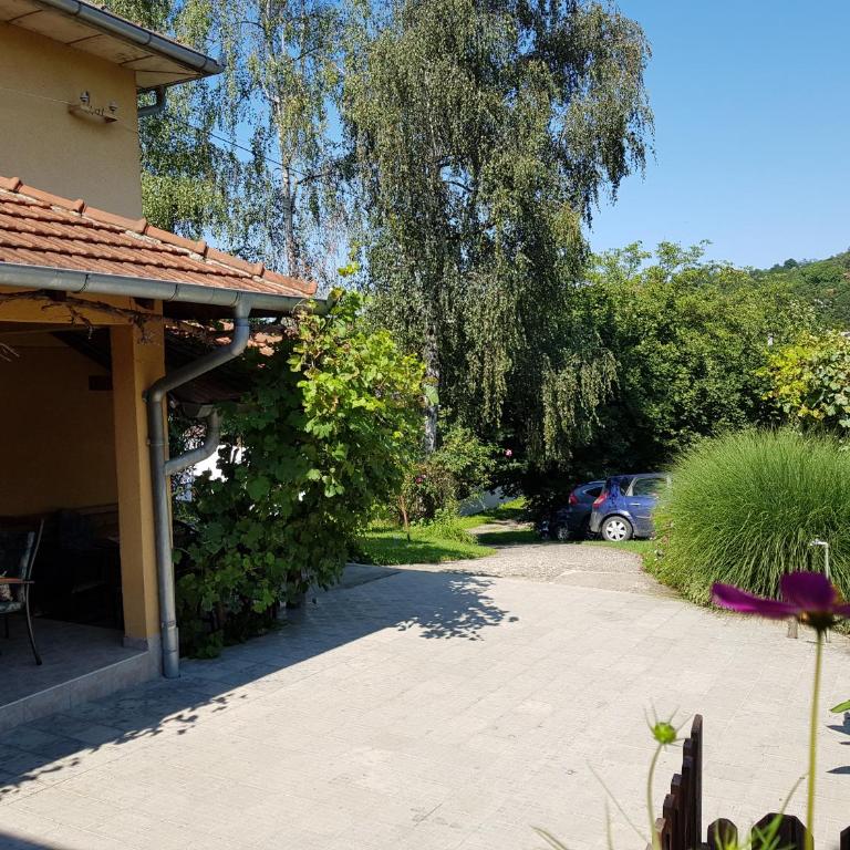 Apartment Holiday - Apartman - 5