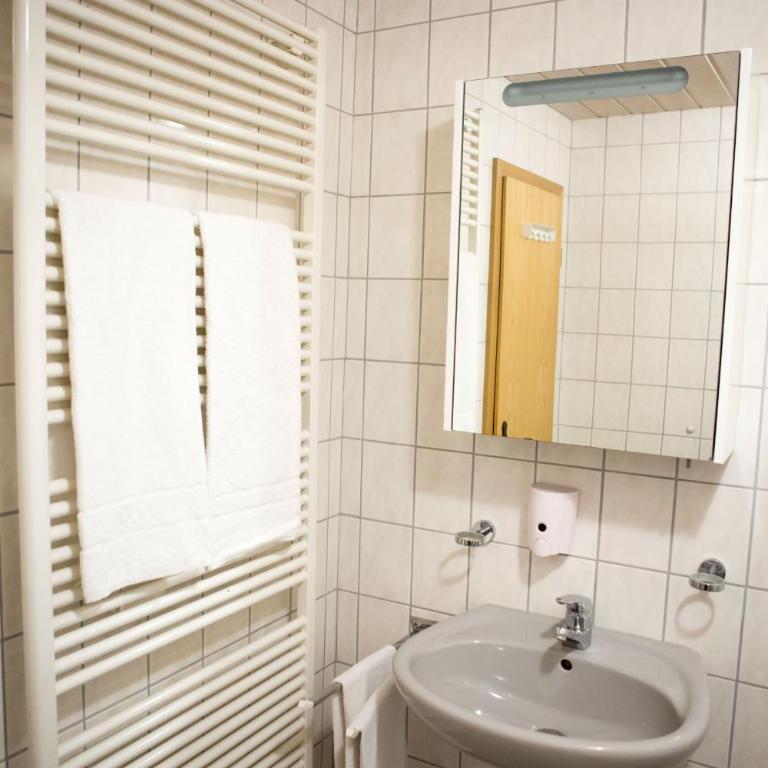 Bed & Breakfast Jungholz - Pension Katharina - Comfort Doppelzimmer - 4