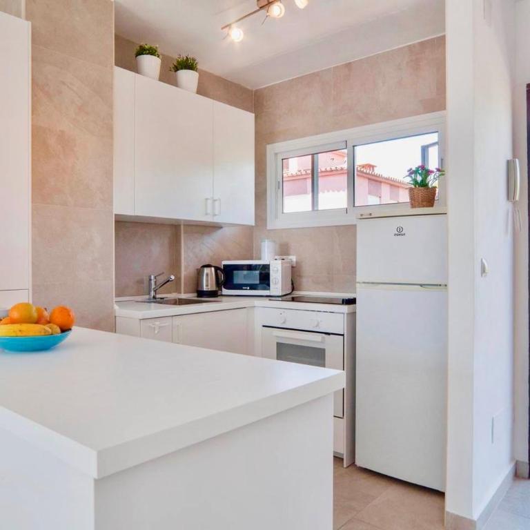 El Canto del sol - Pool with Parking - Walk to Beach - Torremolinos - Apartment - 13