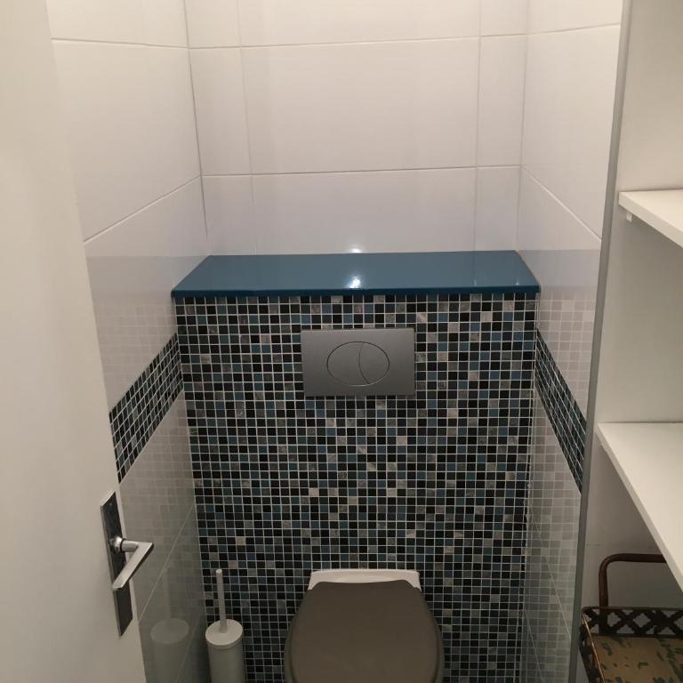 BedinReims elegant green bottle quiet and close to center free parking and wifi free ideal 5 à 9 Adultes - Appartamento Deluxe - 44