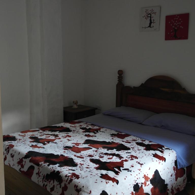 Sergeant Pepper's Hostel - Single Room with Private Bathroom - 2