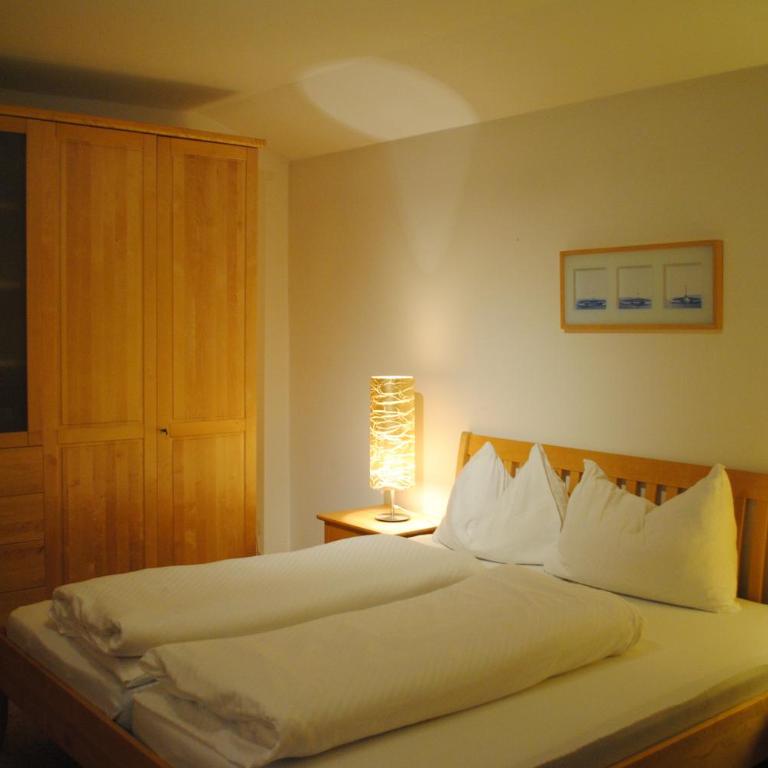 Naturhaus Andrea - Apartment mit 1 Schlafzimmer, Balkon und Bergblick - 1