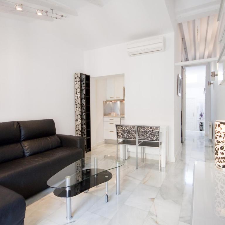 Deluxe en plaza mayor - One-Bedroom Apartment - 2
