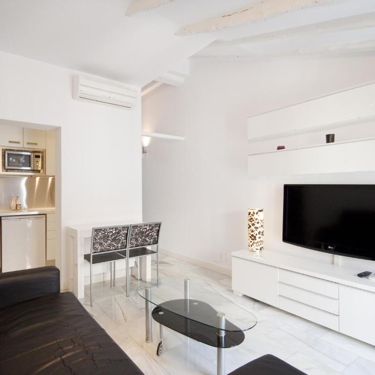Deluxe en plaza mayor - One-Bedroom Apartment - 5