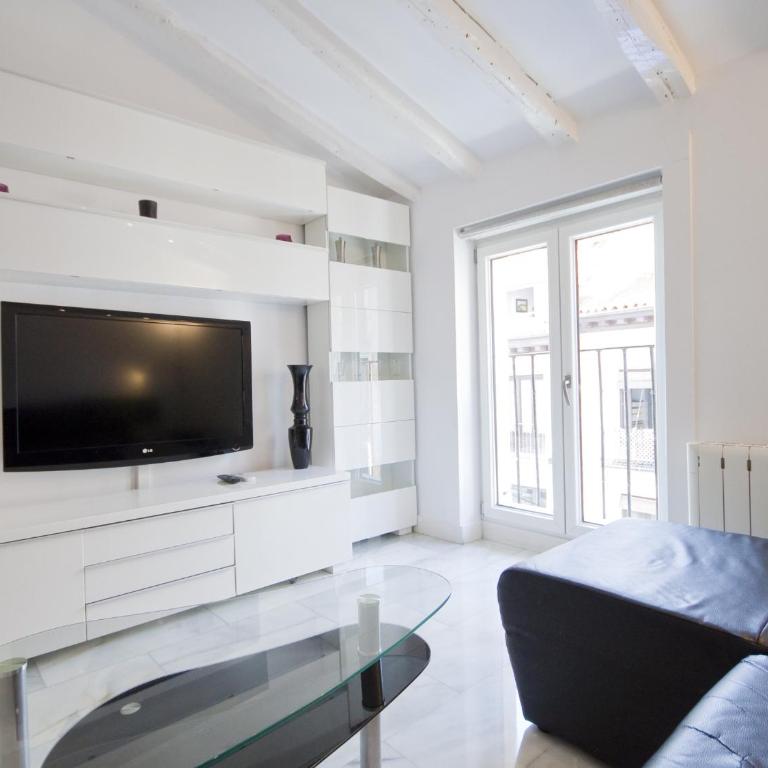 Deluxe en plaza mayor - One-Bedroom Apartment - 4