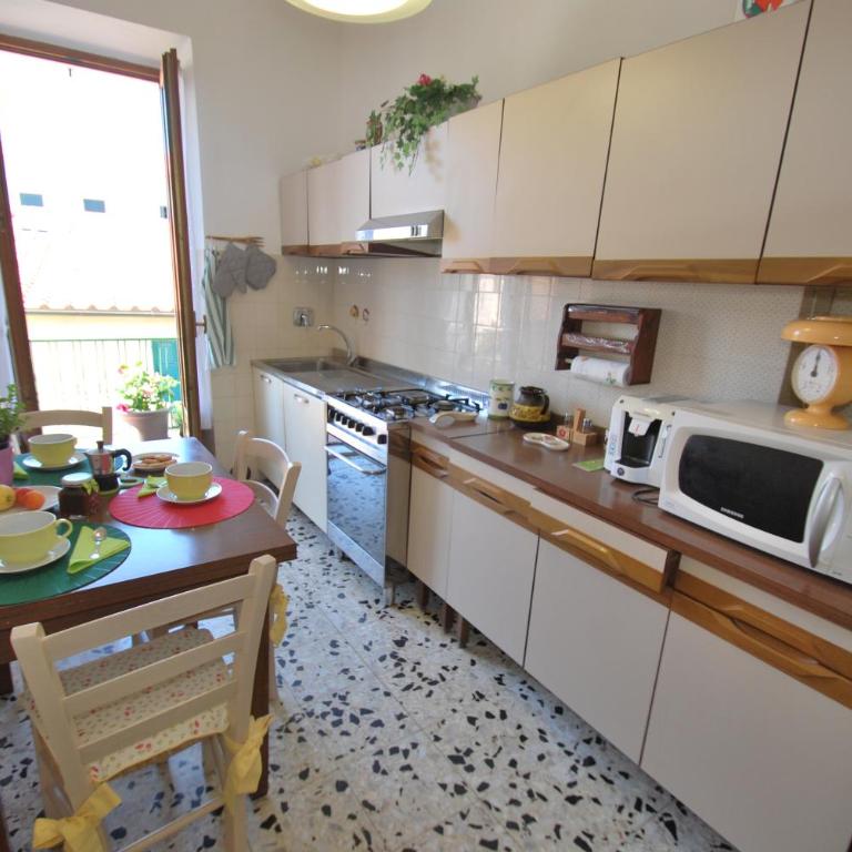 Casa Lidia - Centrale con balcone vista mare e aria condizionata - Appartamento - 9