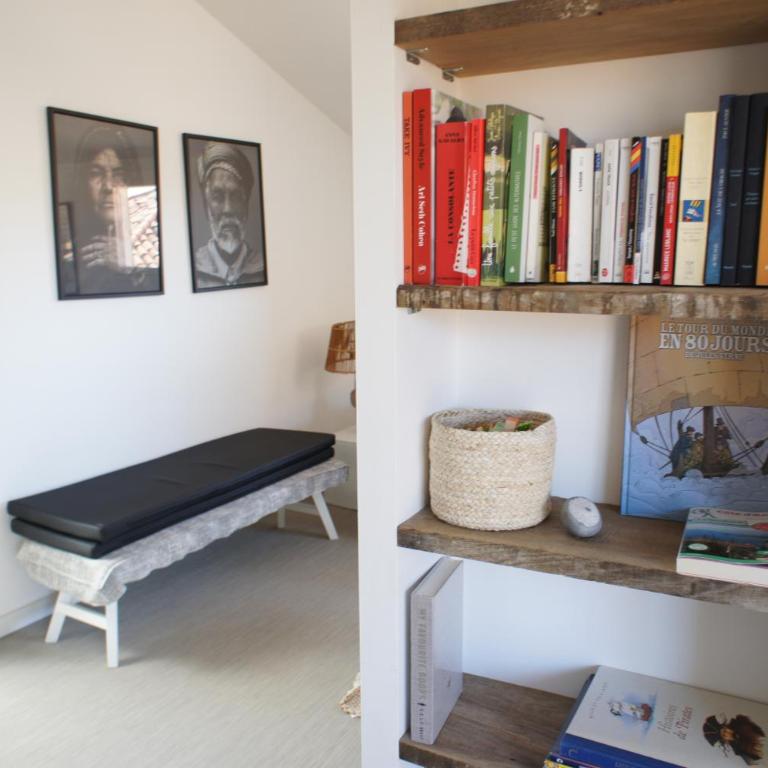 Ze Perfect Place - Vieux Nice - Exceptionnel Appartement - Calme et Terrasse avec vues - Apartment-no lift-5th floor - 35