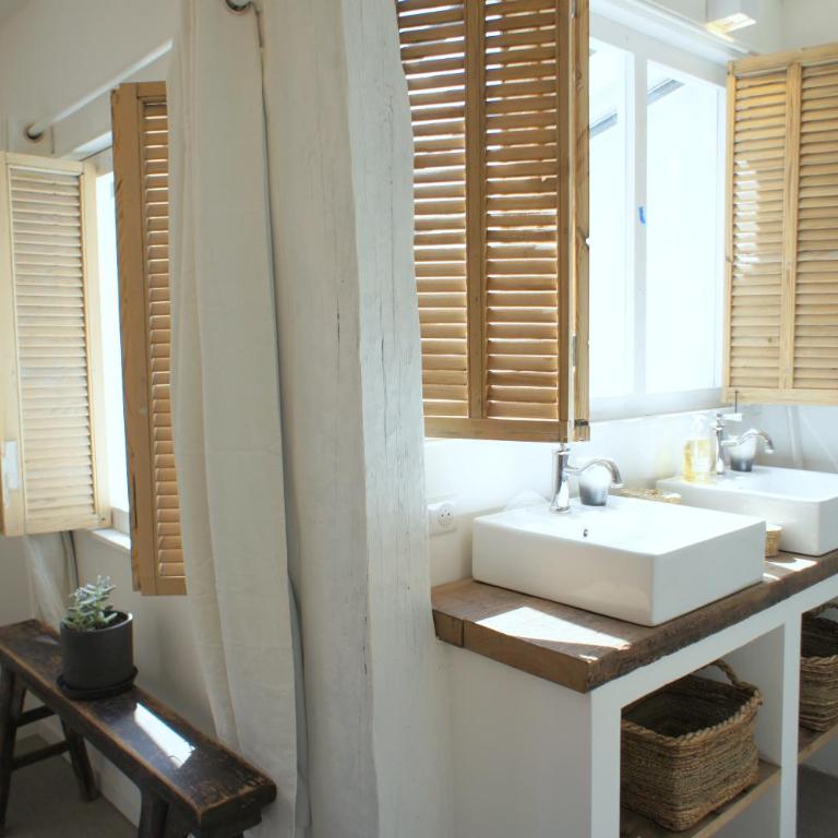 Ze Perfect Place - Vieux Nice - Exceptionnel Appartement - Calme et Terrasse avec vues - Apartment-no lift-5th floor - 30