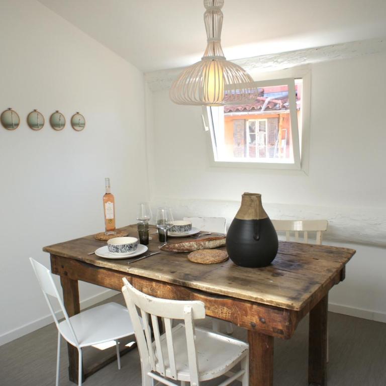 Ze Perfect Place - Vieux Nice - Exceptionnel Appartement - Calme et Terrasse avec vues - Apartment-no lift-5th floor - 23
