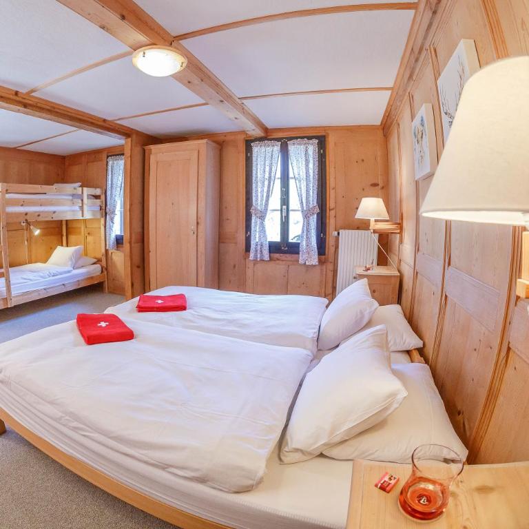 Guest House du Grand Paradis - On Piste - Chambre Familiale avec Salle de Bains Privative Séparée - 2