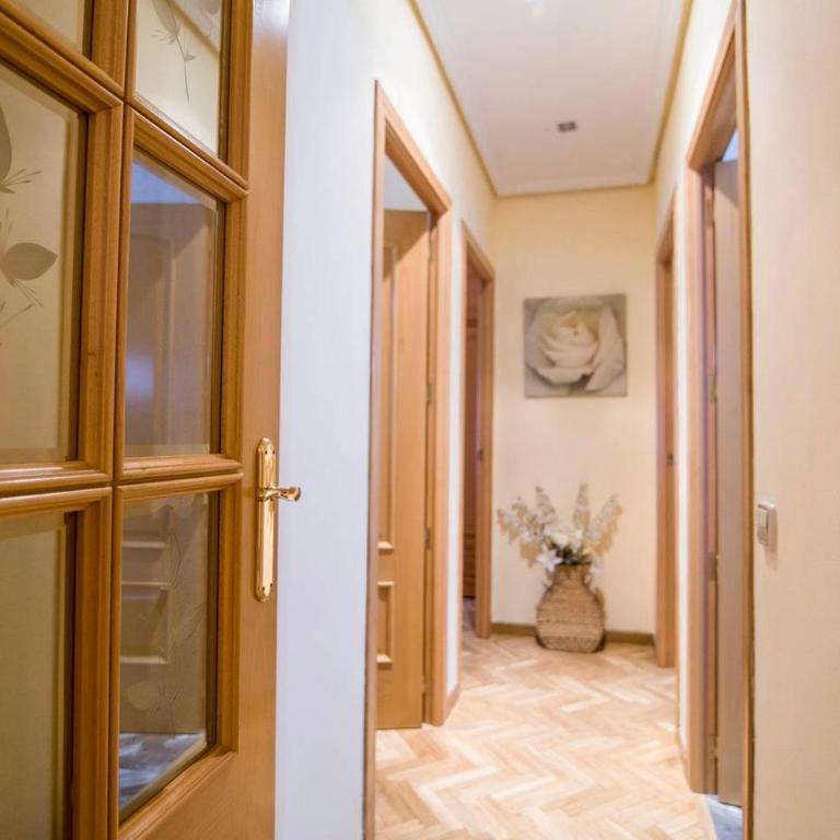 Home & Private Terrace WIFI + AIRCON - Apartment - 17