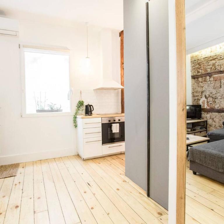 INTIMATE AND ARTISTIC FLAT WIFI PUERTA DEL SOL - Apartamento - 15